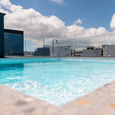 Onyx Hotel Saint Julian's Exterior photo